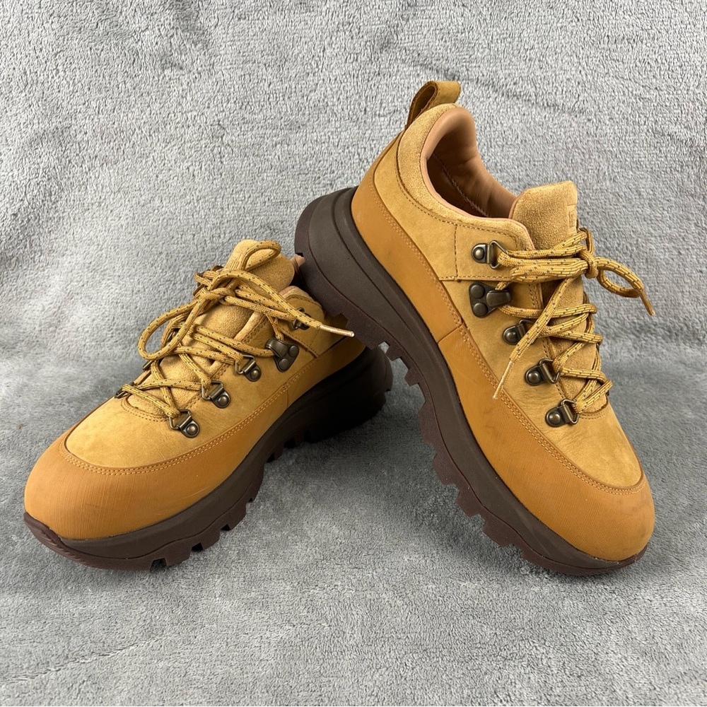 Fitflop Womens NEO-D-HYKER Tan Hiking Shoes Shoes 6.5 Medium Thinsulate EUC
